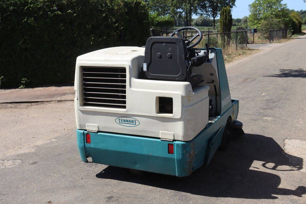 Kehrmaschine Tennant 6400 Diesel 12kW 2002