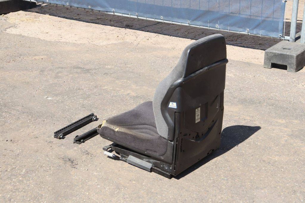 Machine chair