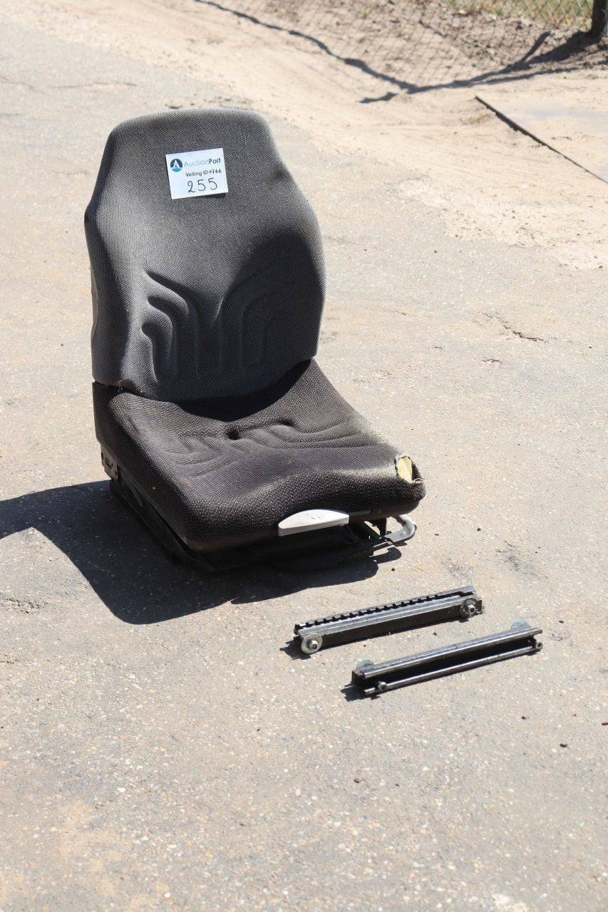 Machine chair