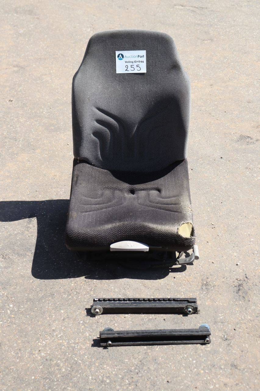 Machine chair