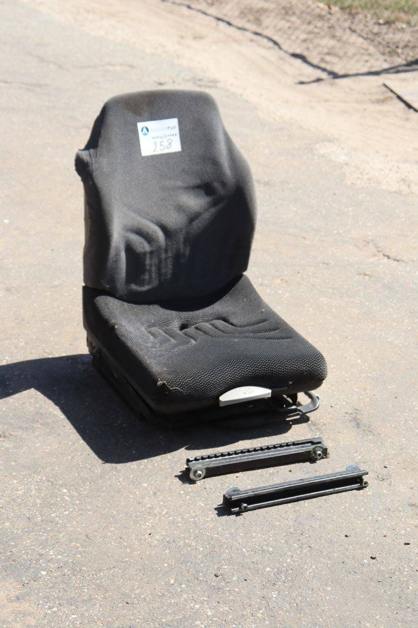 Machine chair
