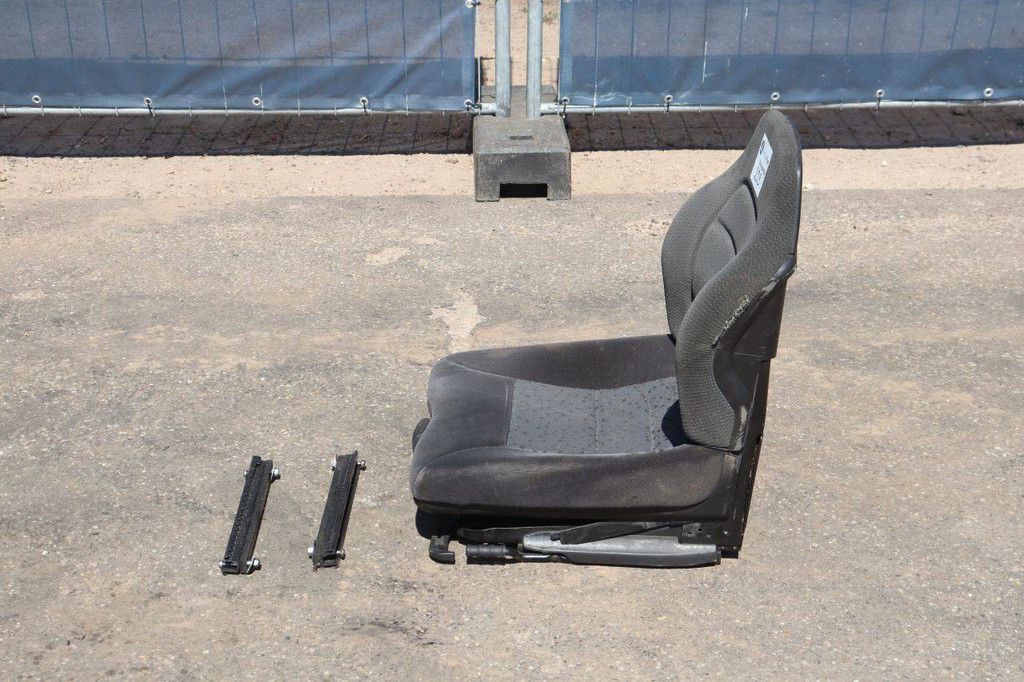 Machine chair
