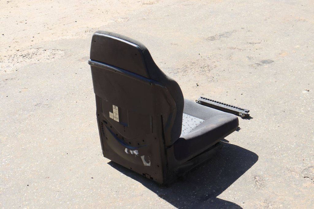Machine chair