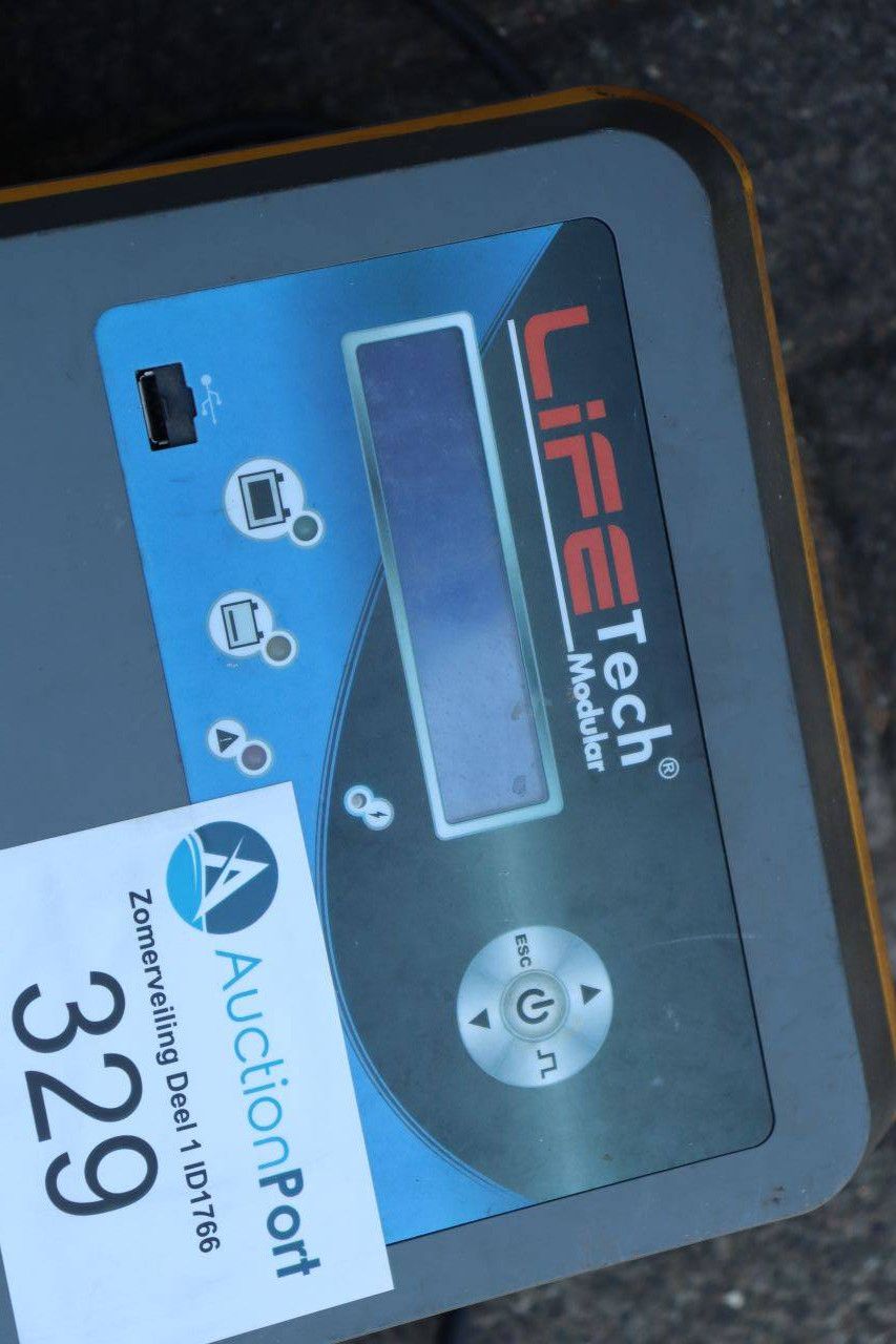 Hawker Life Tech Battery Charger