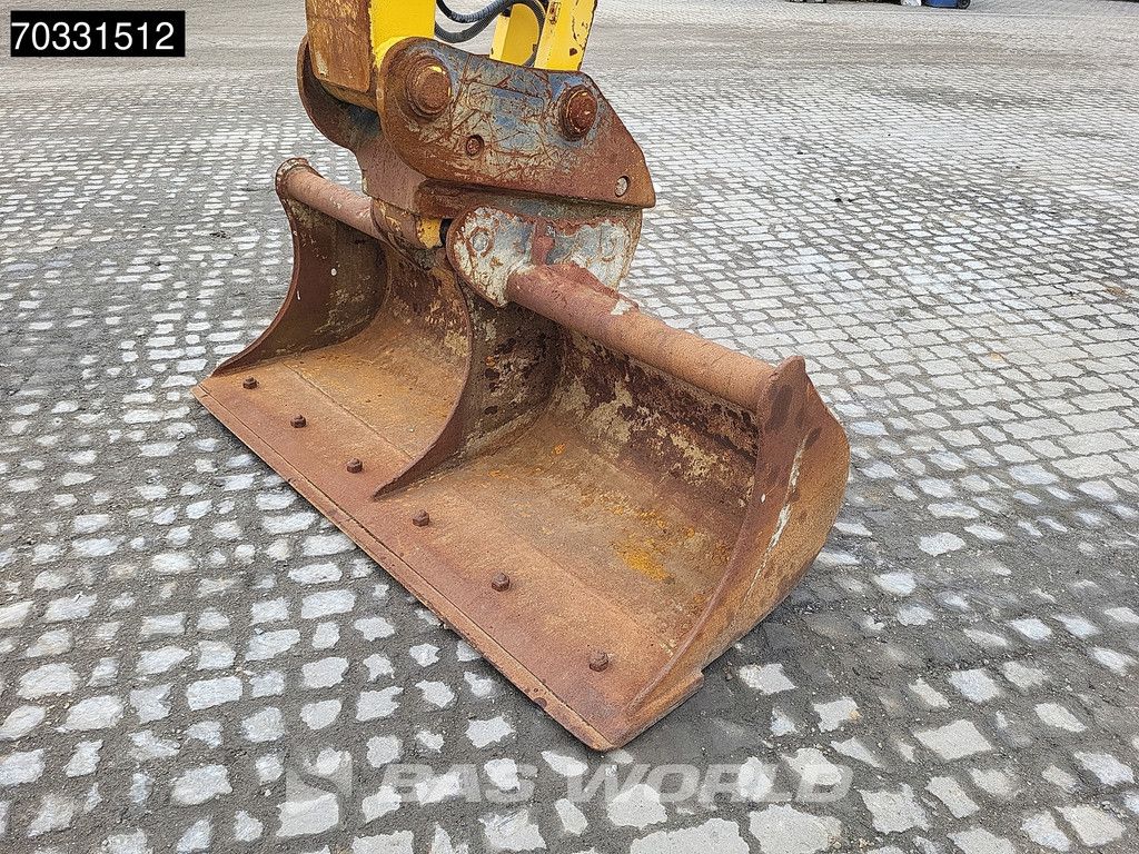 Komatsu PC138 US-11 4 Buckets