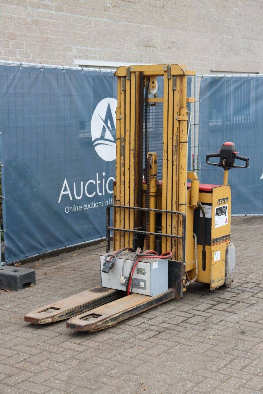 Stacker ICEM IE16-400DS Electric 1600kg 4.0m 1996