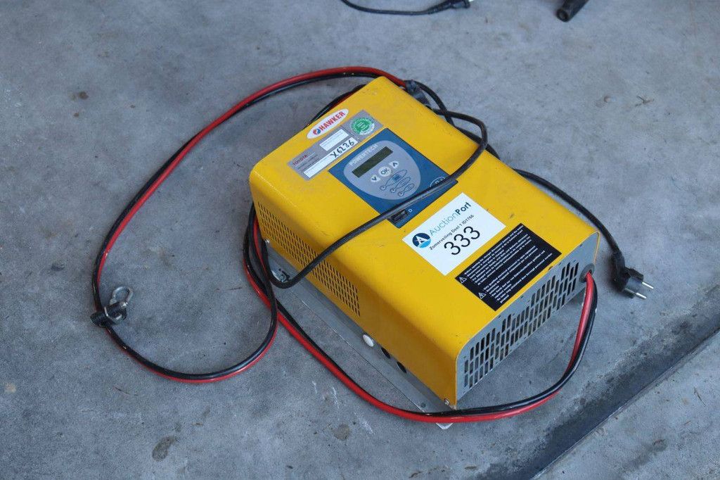 Hawker 24V Battery Charger