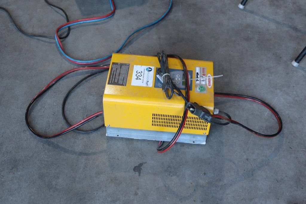 Hawker 24V Battery Charger