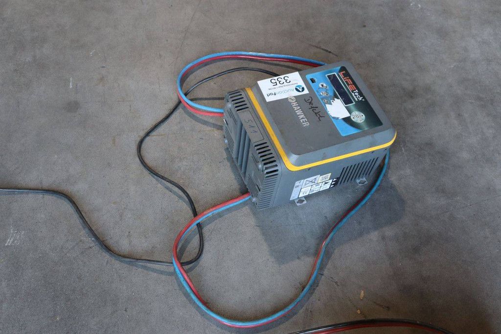 Hawker 24V Battery Charger