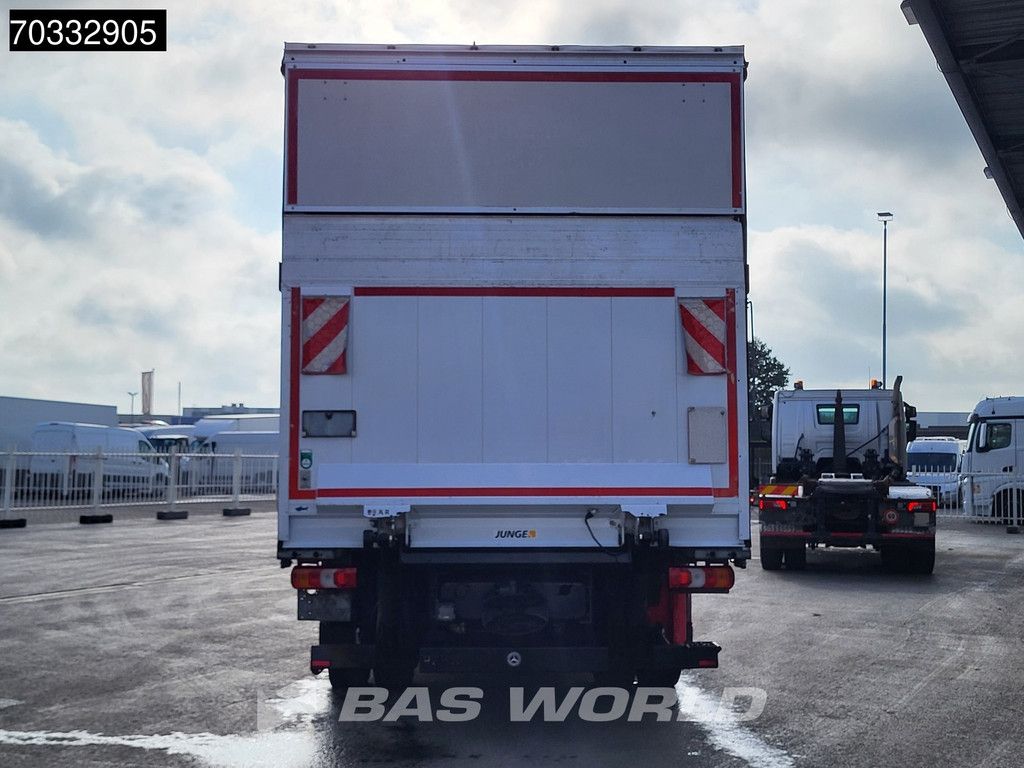 Mercedes Atego 1524 4X2 15tonner curtainsides 1500kg Ladebordwand Automatic Airco Euro 6