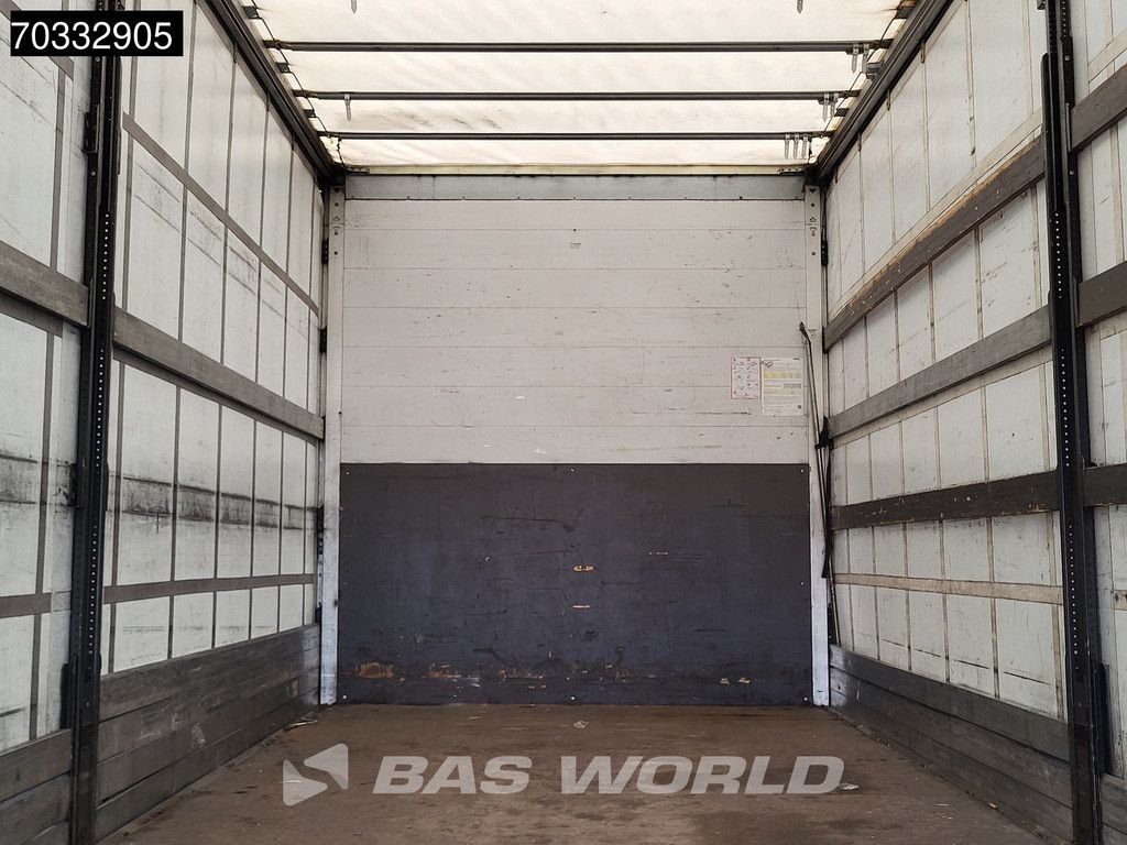Mercedes Atego 1524 4X2 15tonner curtainsides 1500kg Ladebordwand Automatic Airco Euro 6
