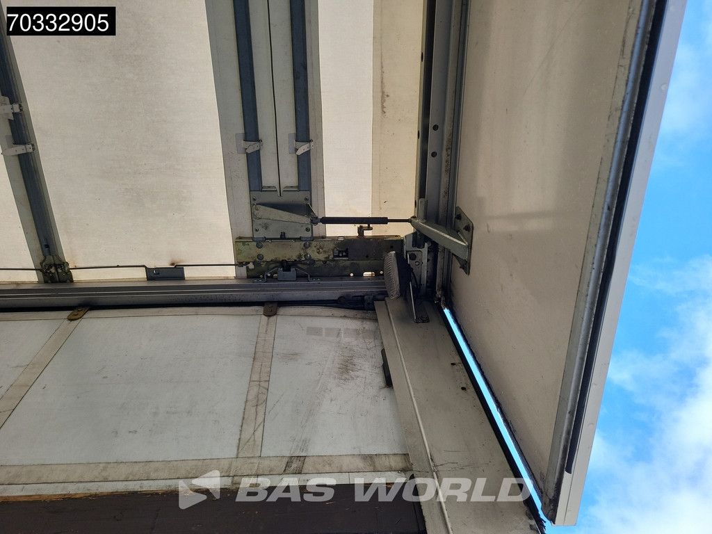 Mercedes Atego 1524 4X2 15tonner curtainsides 1500kg Ladebordwand Automatic Airco Euro 6