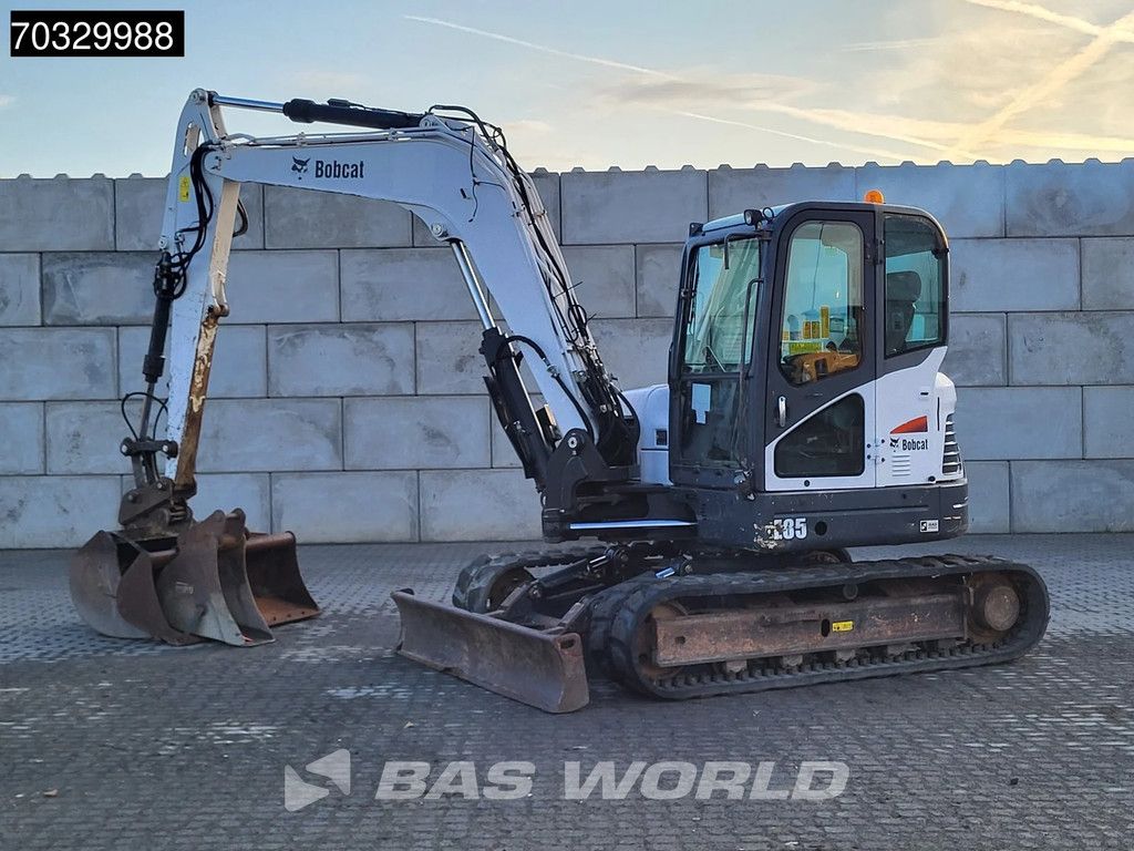 Bobcat E85 A/C - 3 Buckets