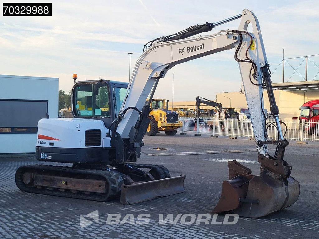 Bobcat E85 A/C - 3 Buckets