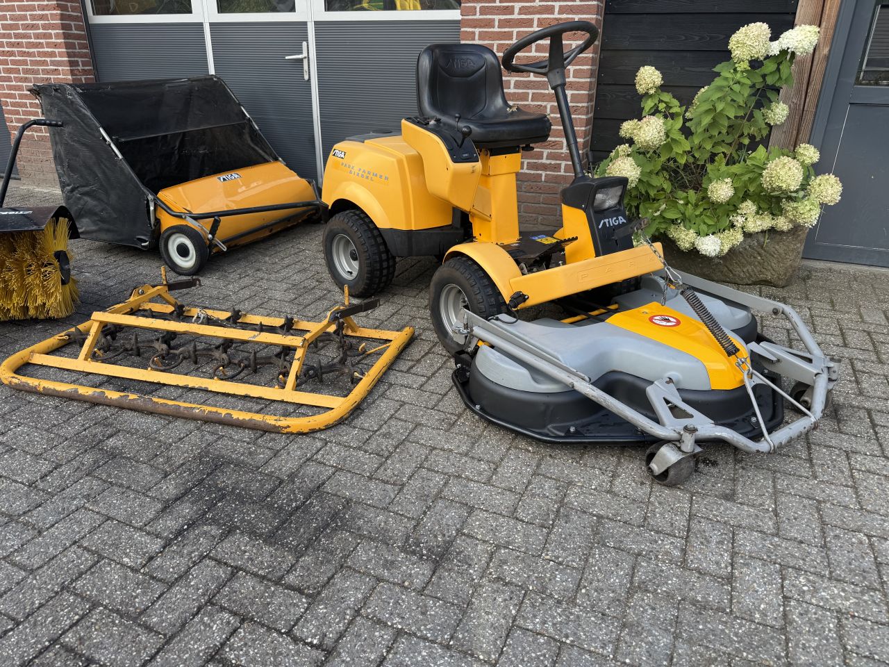 Stiga park farmer diesel zitmaaier