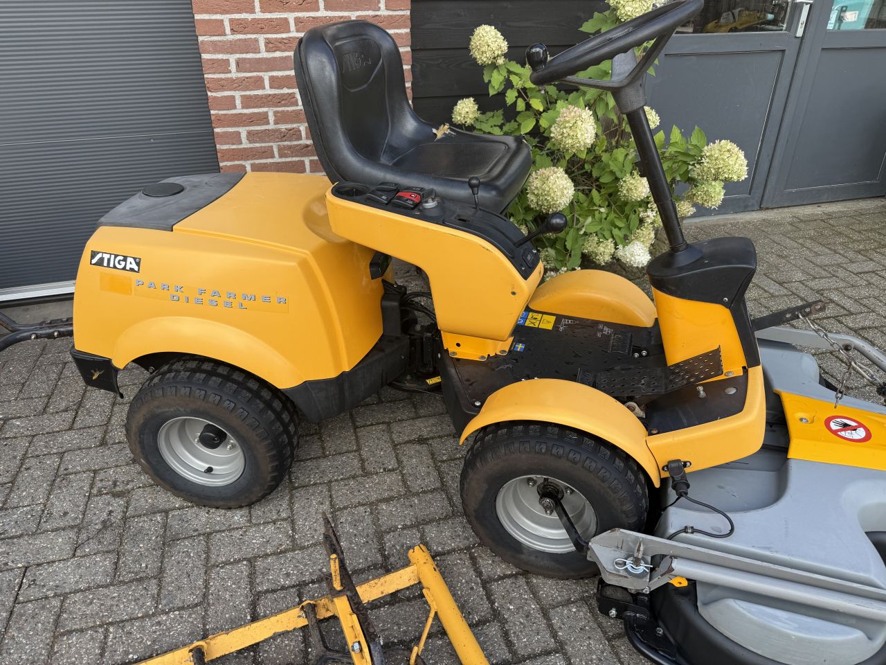 Stiga park farmer diesel zitmaaier