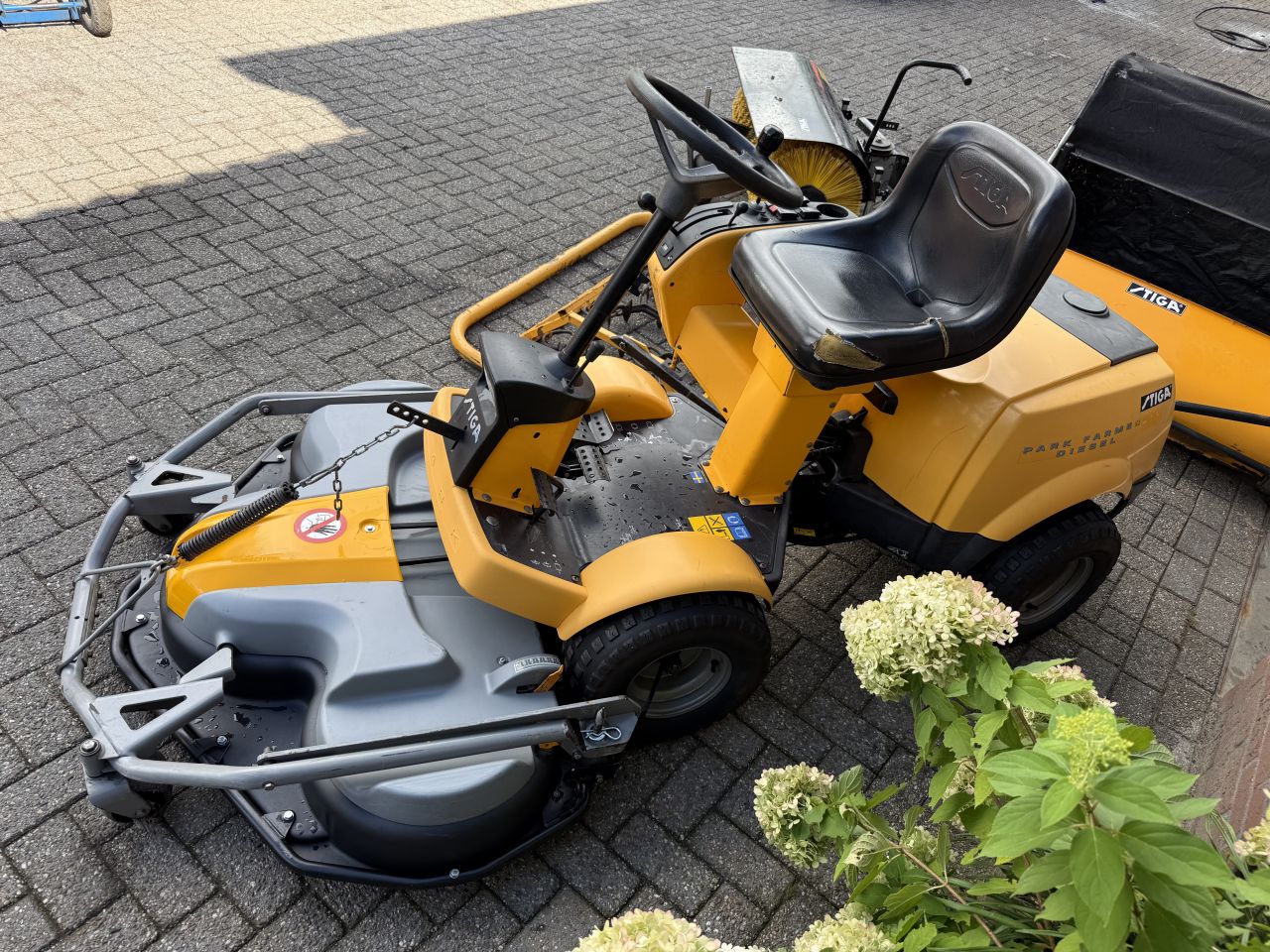 Stiga park farmer diesel zitmaaier