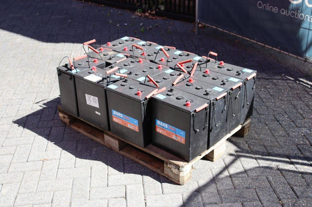 Traction Batteries Bars J305 16 pieces New