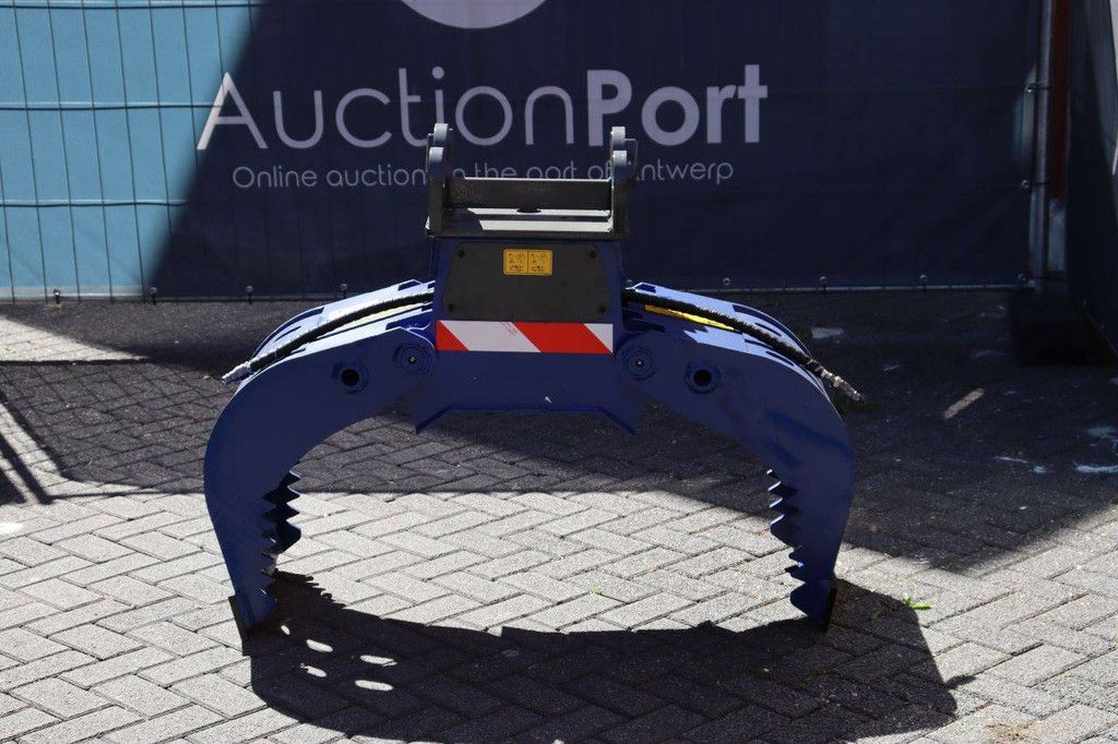 Sorting grab CW10 2025