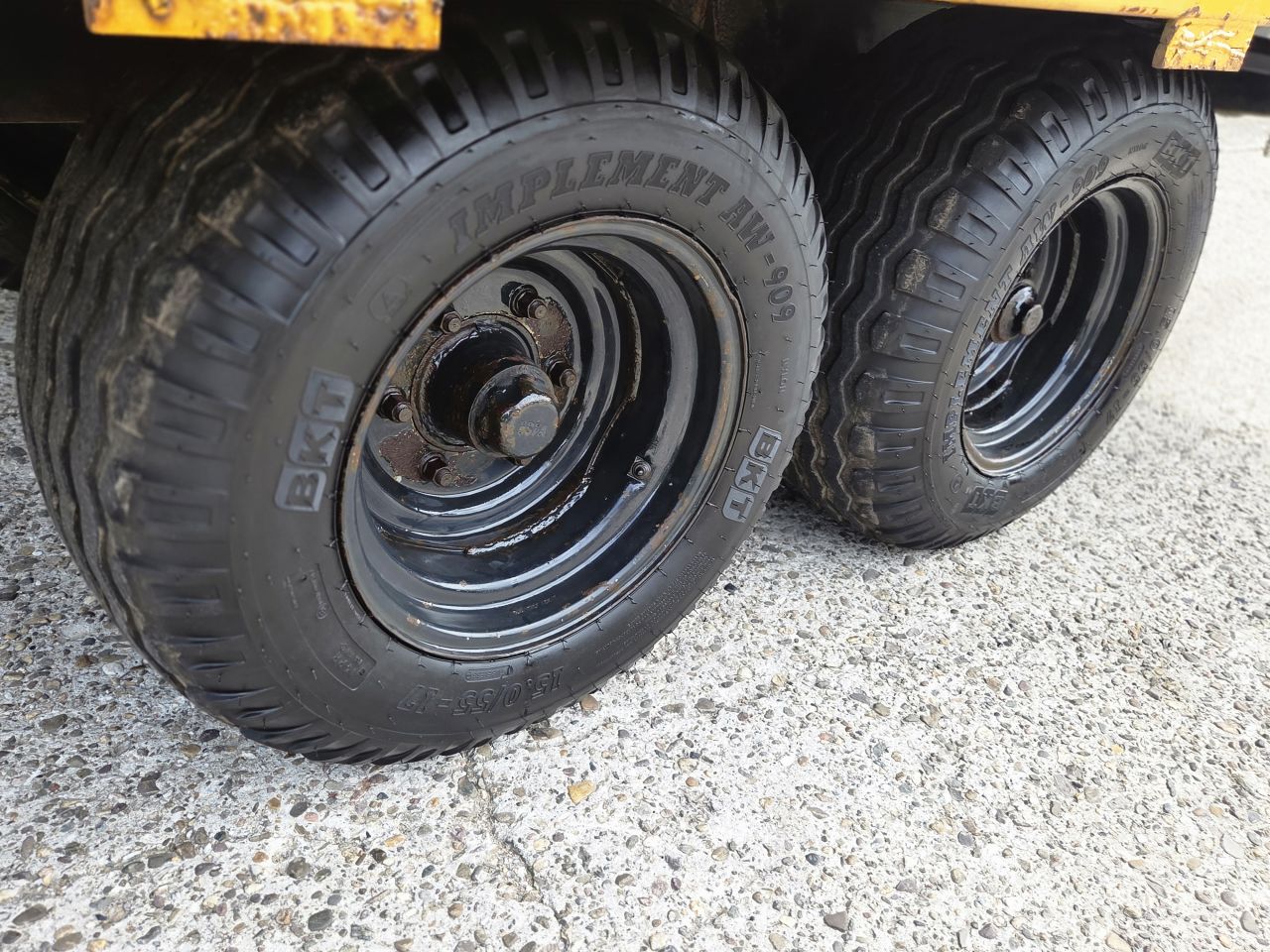 Beco kipper bakkenwagen kippertje 3 zijdige kipp