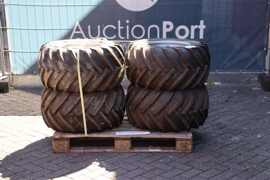 Shovel tires BKT 31 x 15.50-15 TR-313 2026 New