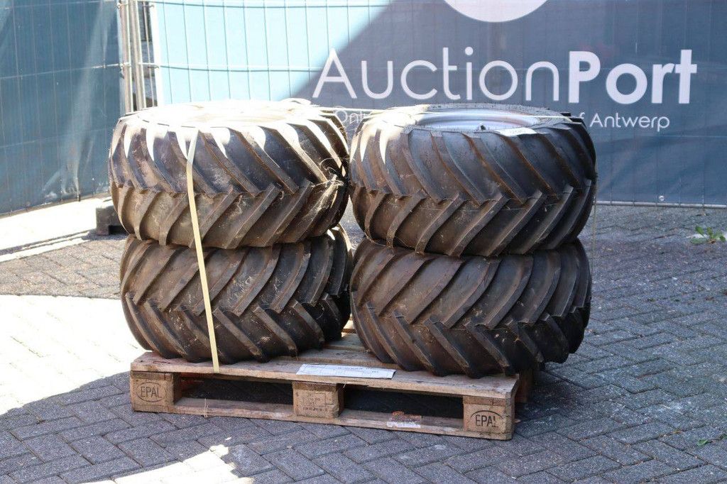 Shovel tires BKT 31 x 15.50-15 TR-313 2026 New