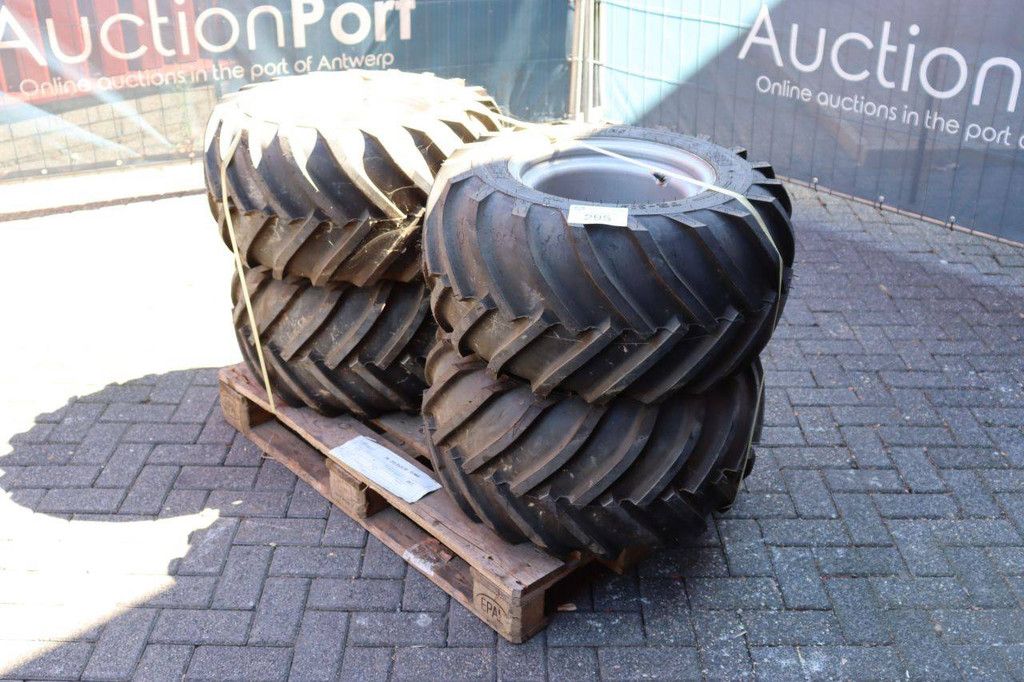 Shovel tires BKT 31 x 15.50-15 TR-313 2026 New