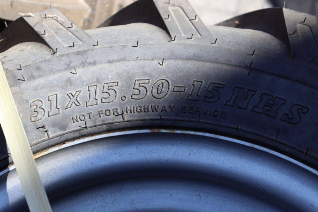 Shovel tires BKT 31 x 15.50-15 TR-313 2026 New