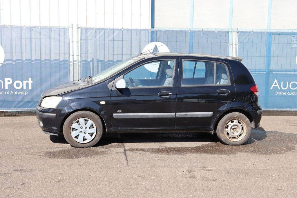Passenger car Hyundai Getz CRDi Diesel 82hp 2004