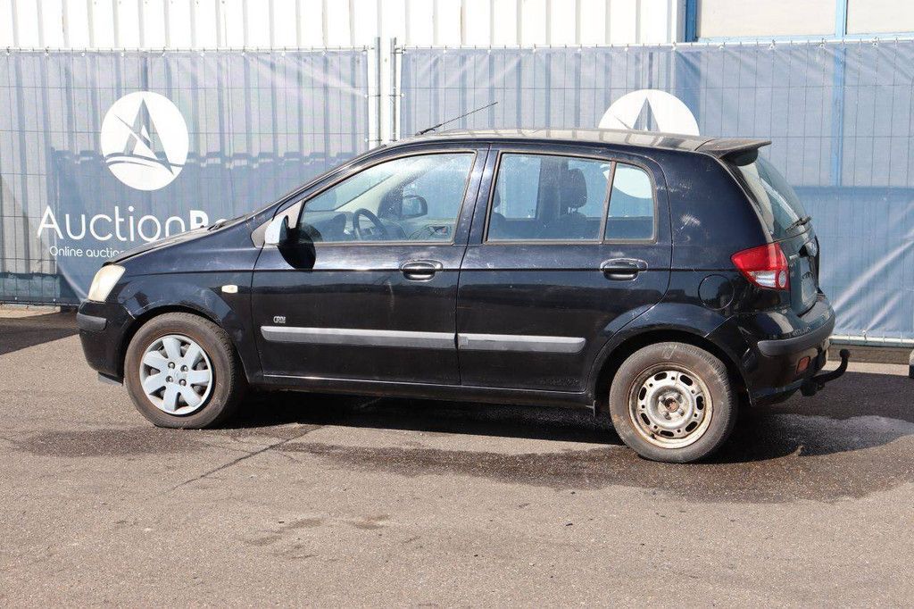 Passenger car Hyundai Getz CRDi Diesel 82hp 2004
