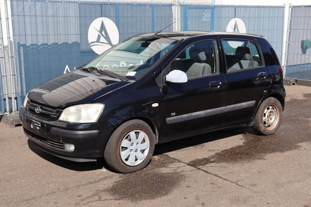 Passenger car Hyundai Getz CRDi Diesel 82hp 2004