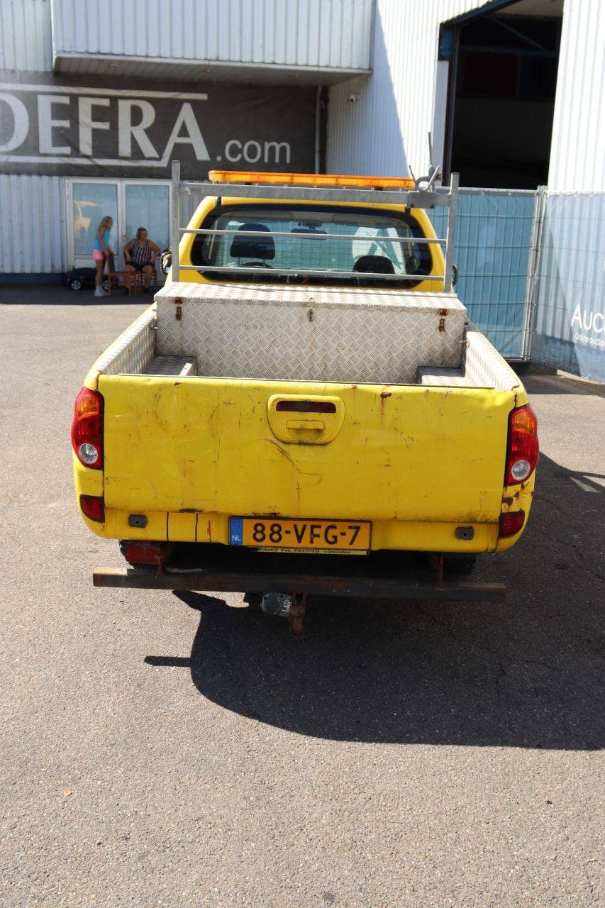 Pick Up Mitsubishi L200 CLUB CAB 4WD INVITE Diesel 136hp 2007