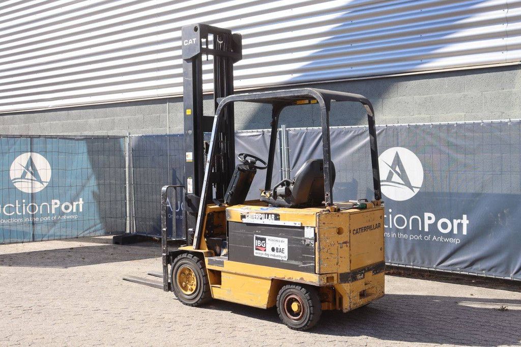 Caterpillar F50DSA Electric Forklift 1765kg 6.6m 1996