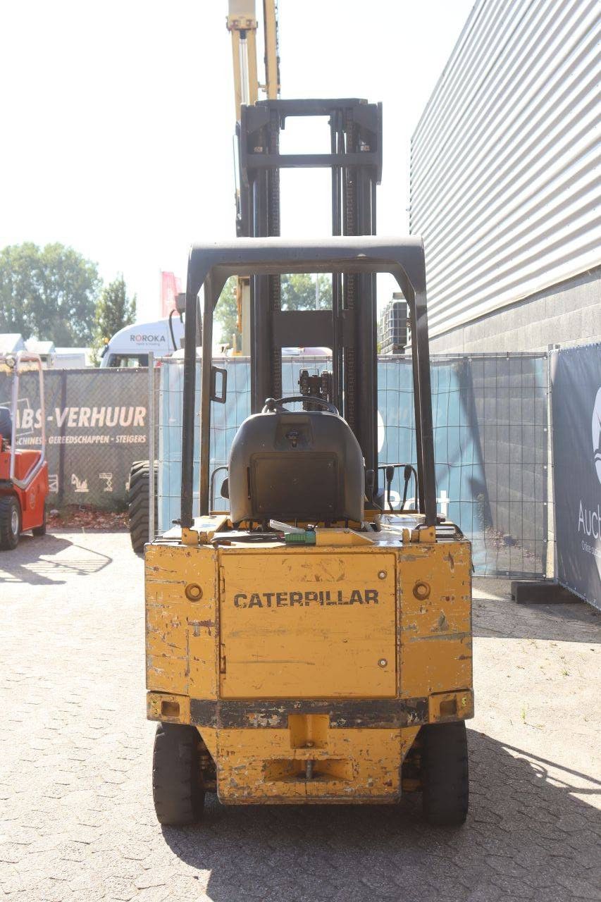 Caterpillar F50DSA Electric Forklift 1765kg 6.6m 1996