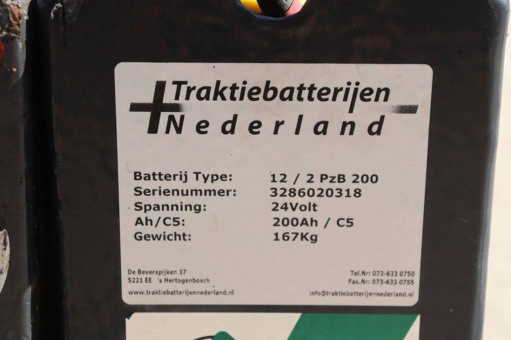 Set of 3 battery stackers