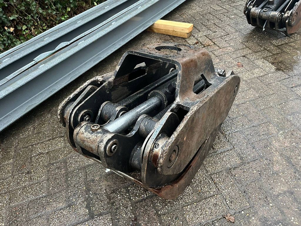Grabber Hultdins SG360 2010