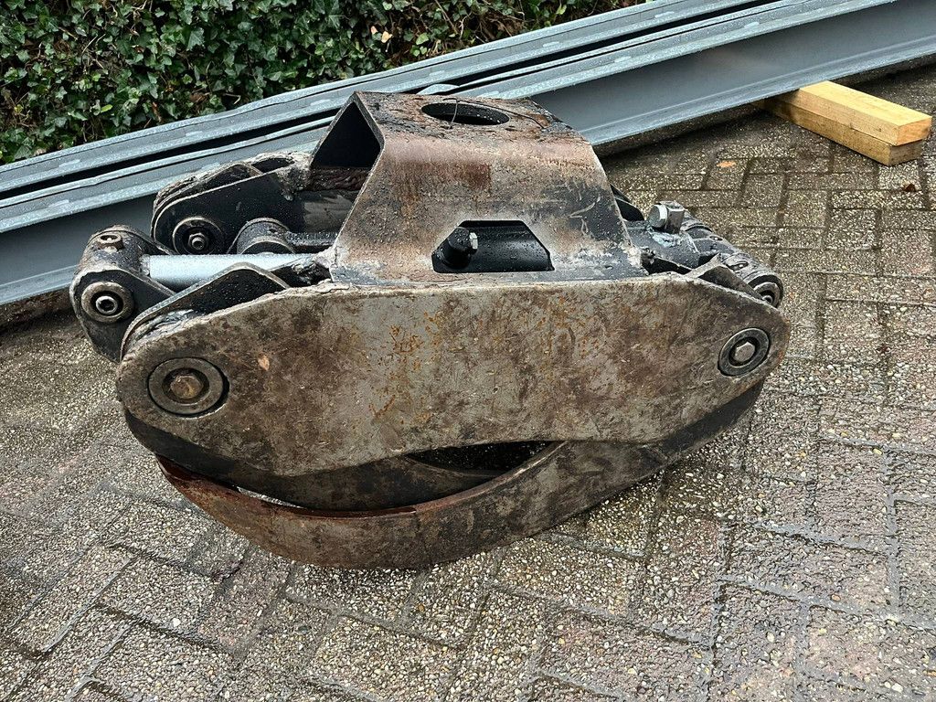 Grabber Hultdins SG360 2010