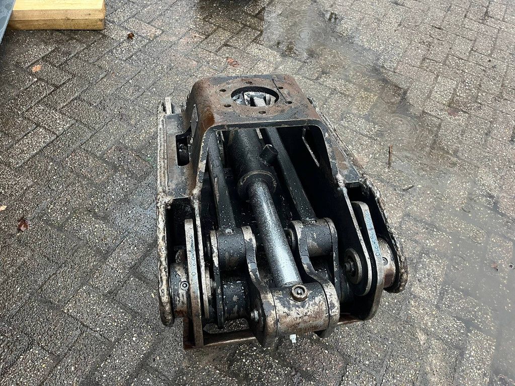 Grabber Hultdins SG360 2010