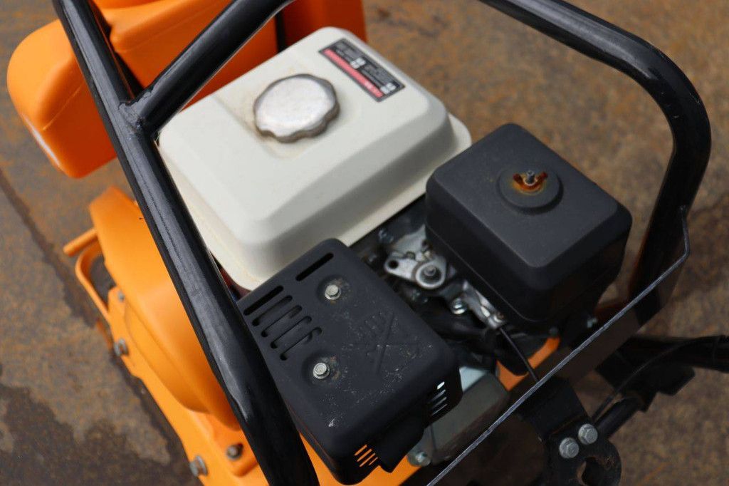Vibratory Plate AC H7R12U Petrol 2025