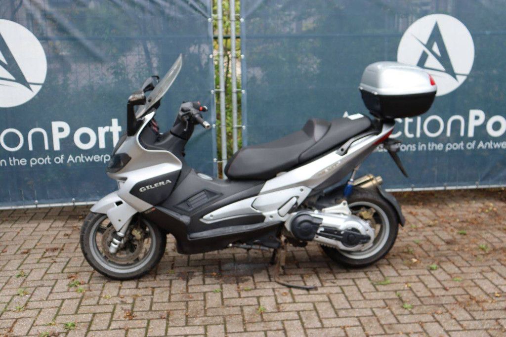 Gilera Nexus 500 Petrol Scooter 2004