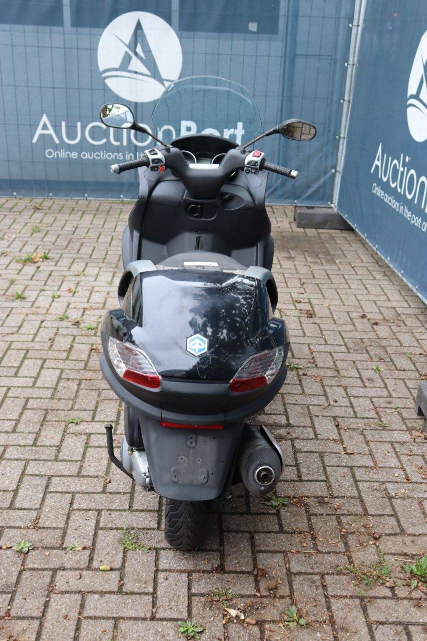 Scooter Piaggio M47301 Petrol 2007