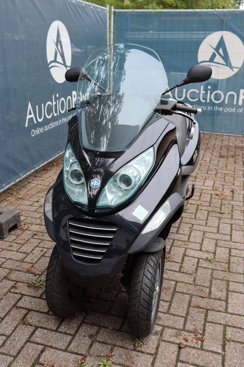 Scooter Piaggio M47301 Petrol 2007