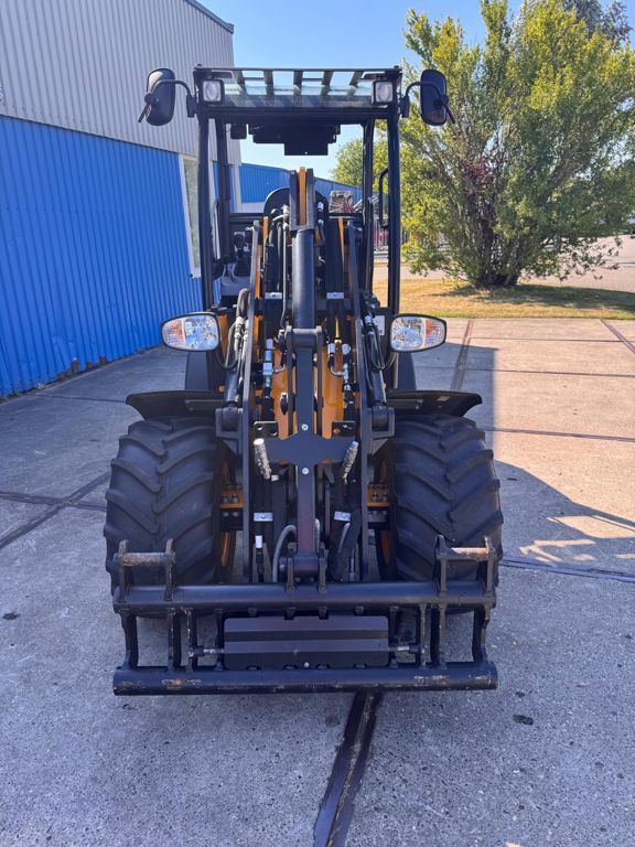 JCB 403 plus Canopy brede wielen