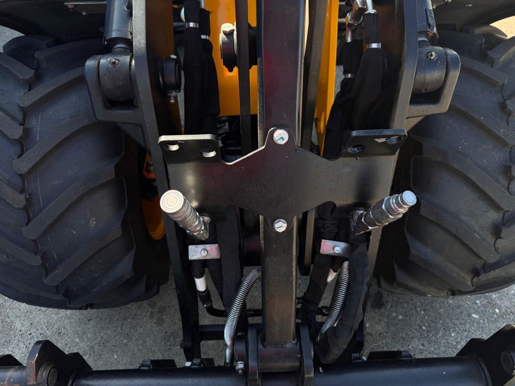 JCB 403 plus Canopy brede wielen