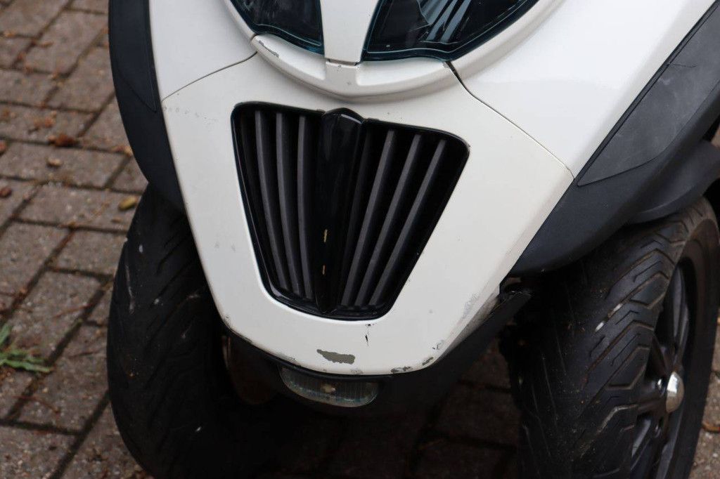 Scooter Piaggio M64 Petrol 2010