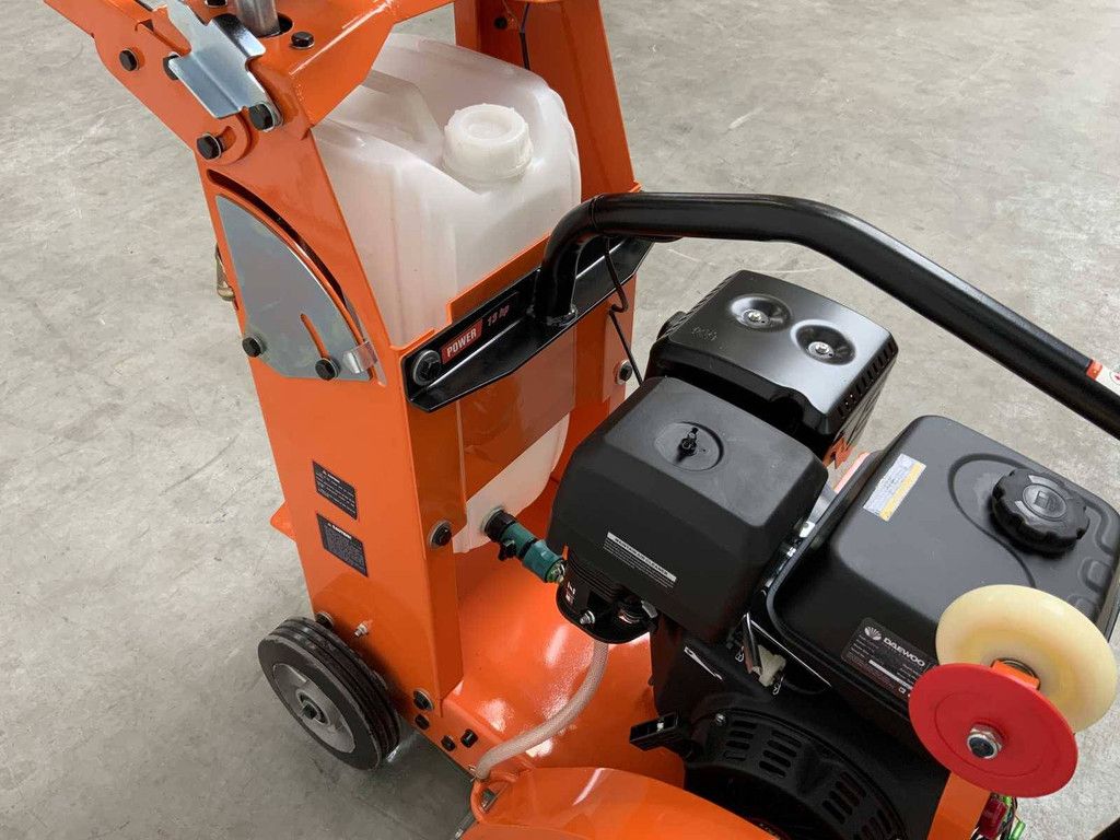 Daewoo DATMF20-4 Petrol Floor Saw 2026 New