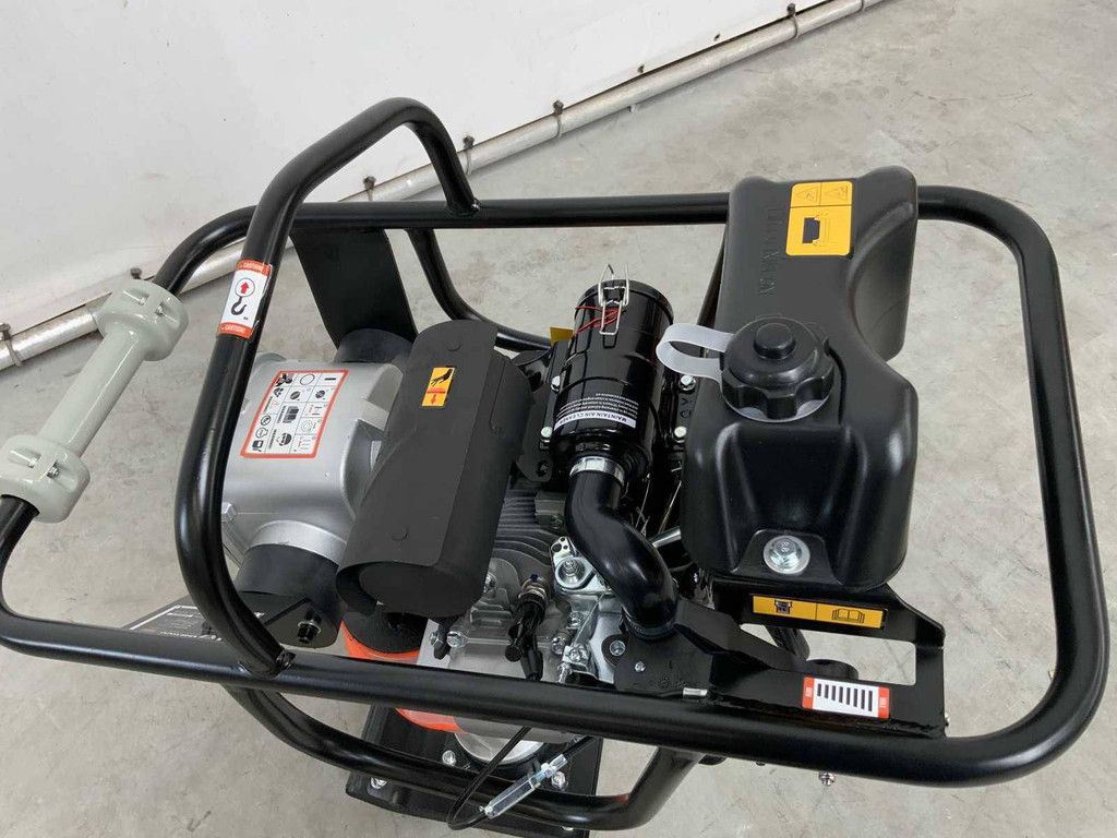 Vibratory Plate Daewoo DARM80 Petrol 6.5hp 2026 New