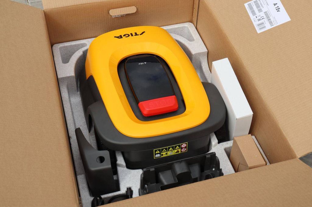 Stiga A 15v Electric Robotic Mower In Box New with GPS system