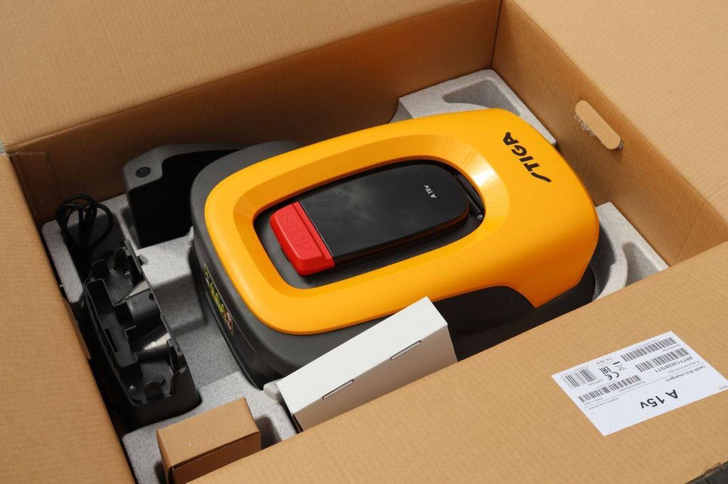 Stiga A 15v Electric Robotic Mower In Box New with GPS system