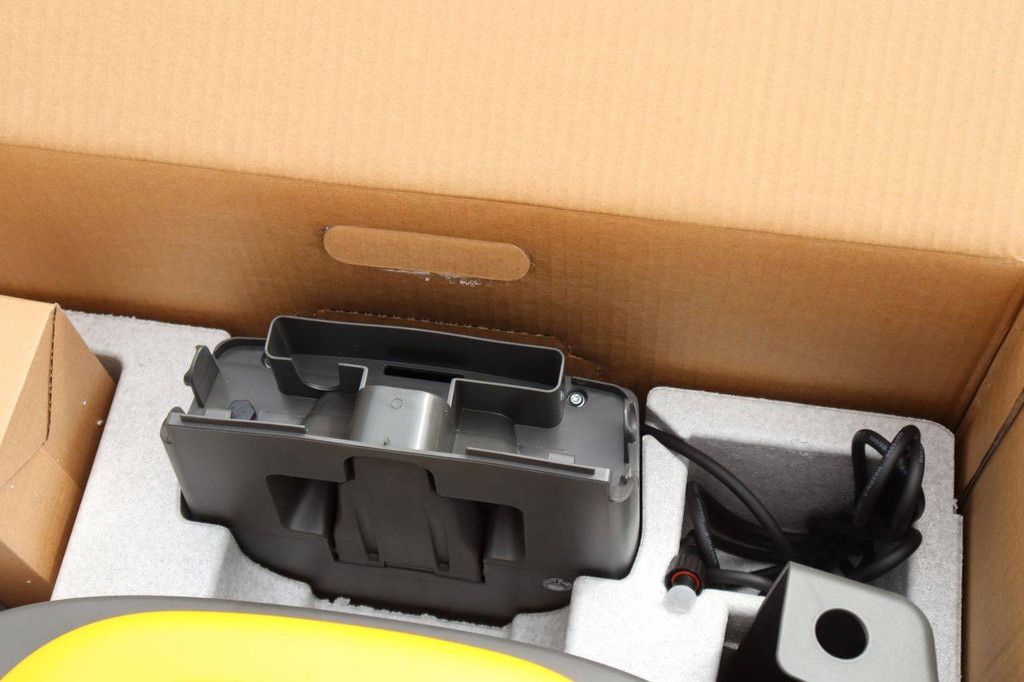 Stiga A 15v Electric Robotic Mower In Box New with GPS system